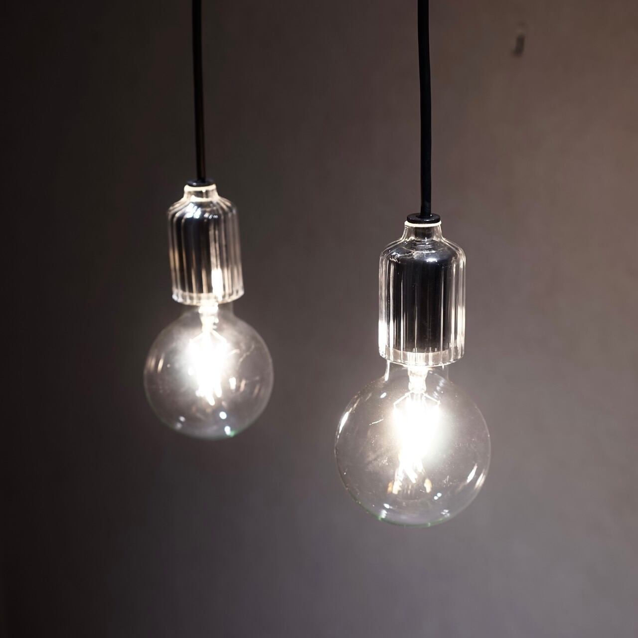 KOIZUMI LEDペンダントライト AP39660L ホワイト 3灯 KOIZUMI LEDペンダントライト AP39660L ホワイト 3灯