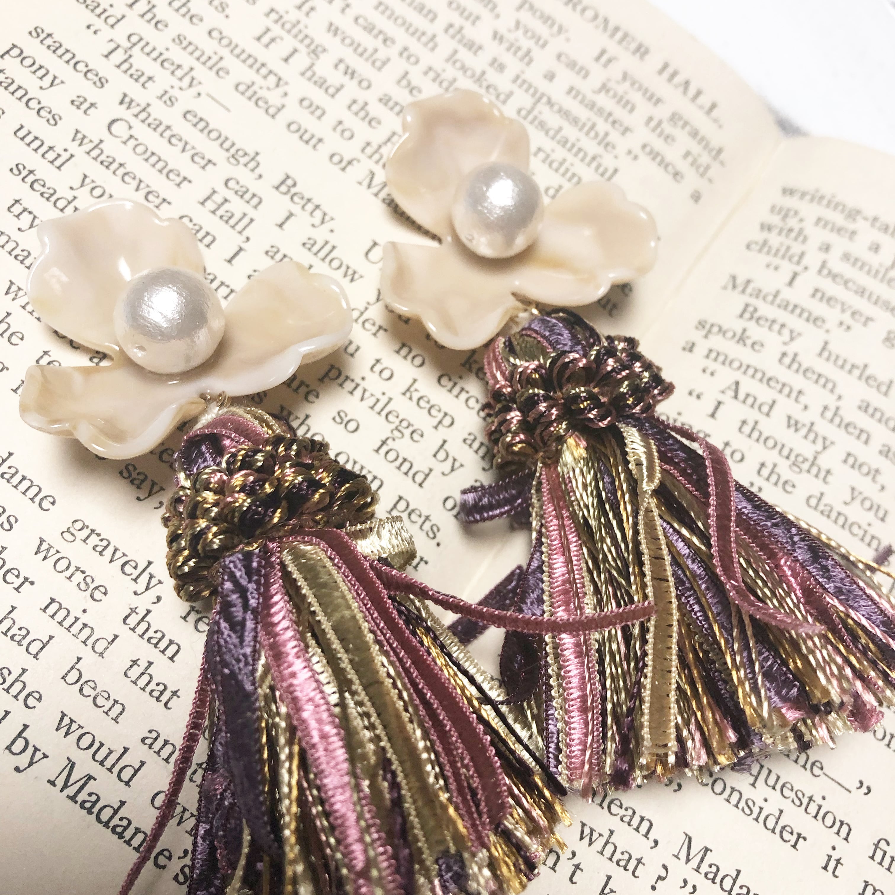 ハンドメイド 〈ピアス/イヤリング/チャーム〉No.2931 ハンドメイド