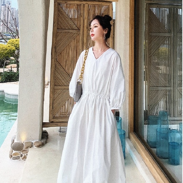 夏ワンピース 夏ワンピ レディースワンピース 女性用ワンピ ワンピース ワンピ 白 ホワイト Vネック 半袖 膝下 絞り デート リゾート 旅行 普段着 デイリー シンプル 無地 ゆったり 清楚 夏 トレンド 人気 おすすめ 定番 カジュアル Op1018 Colorful Closet 夏ワンピース 夏ワンピ レディースワンピース 女性用ワンピ ワンピース ワンピ 白 ホワイト Vネック 半袖 膝下 絞り デート リゾート 旅行 普段着 デイリー シンプル 無地 ゆったり 清楚 夏 トレンド 人気 おすすめ 定番 カジュアル Op1018 Colorful Closet