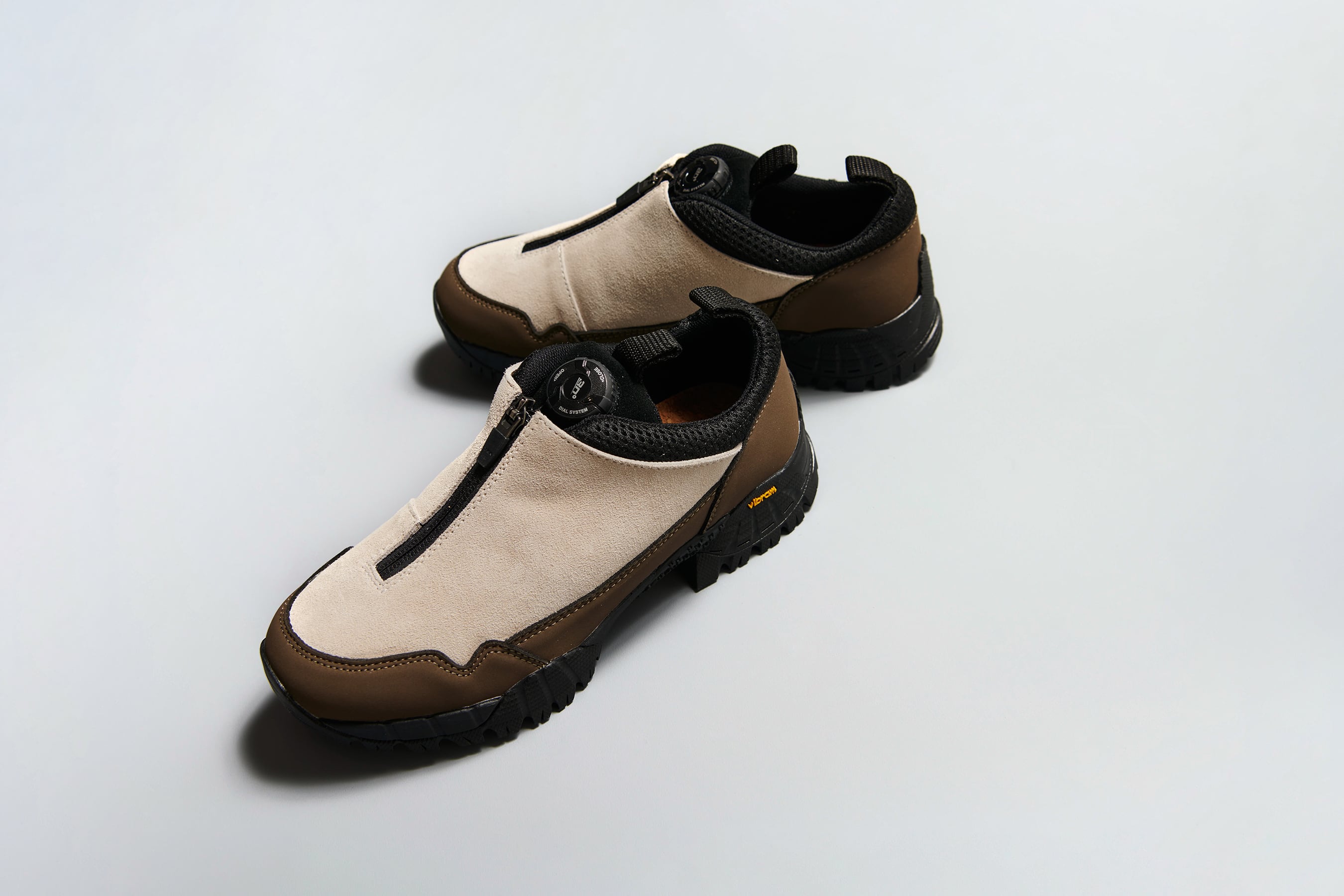 pg CRISP | OFF/BRW | PLAYGROUND | スニーカーショップ pg CRISP | OFF/BRW | PLAYGROUND | スニーカーショップ