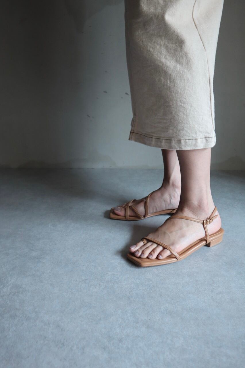 Asymmetry cross sandals BEIGE