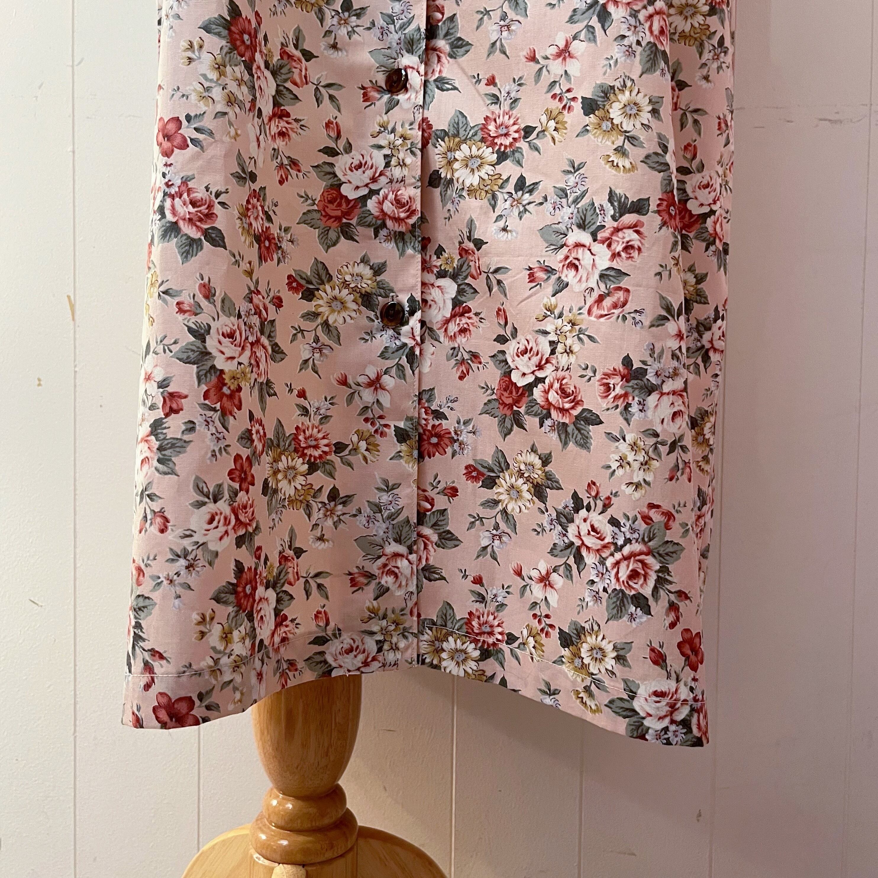 dahlia and rose gather sleeve one-piece