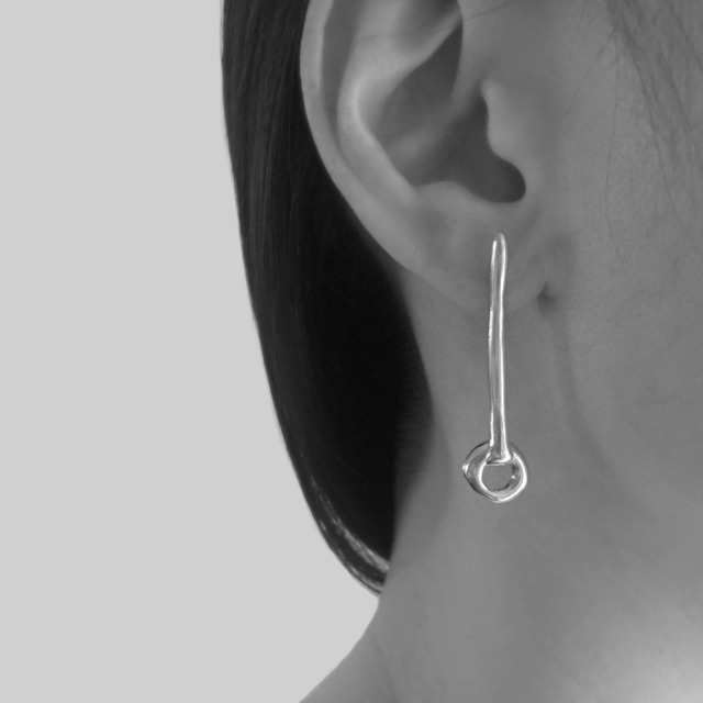 Melt and fall pierced earrings