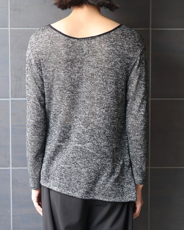 Side zip detail glitter top