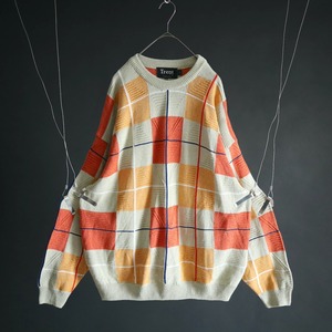 loose silhouette tri-color panel art switching design knit sweater