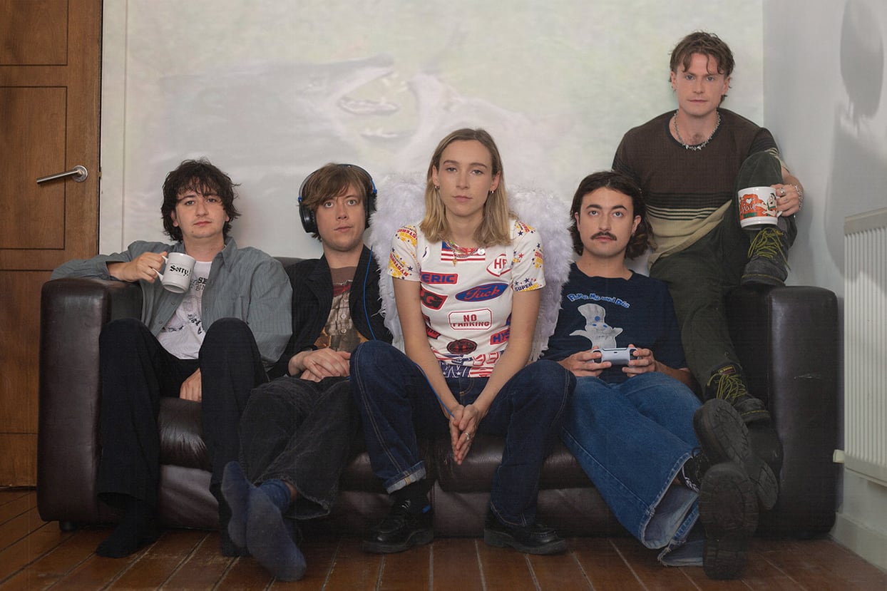 Sorry / Anywhere But Here（Cassette）