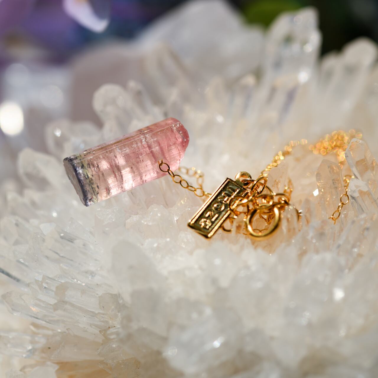 ❇️天然石トルマリン１４kgfのミニチャーム 即納】[minikin][チャーム付け替え対応]14kgf/線のイヤリング(W)