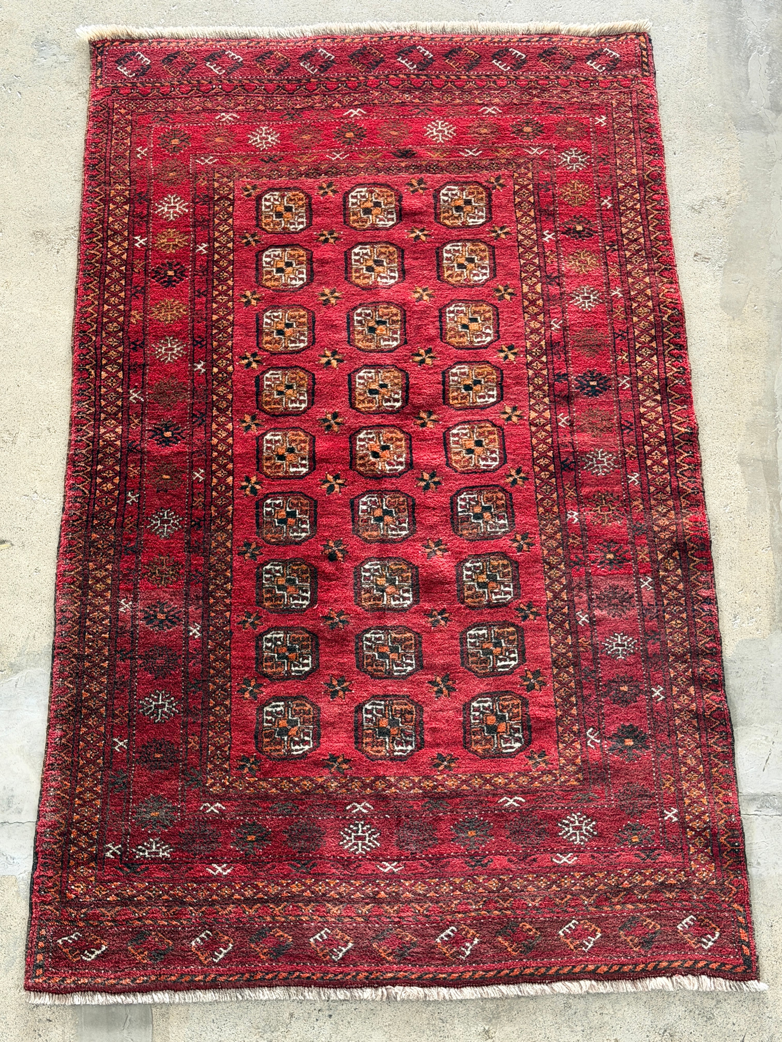 【送料込み】ヴィンテージ アフガニスタン 高品質 トライバル絨毯 115x187 TRB3943