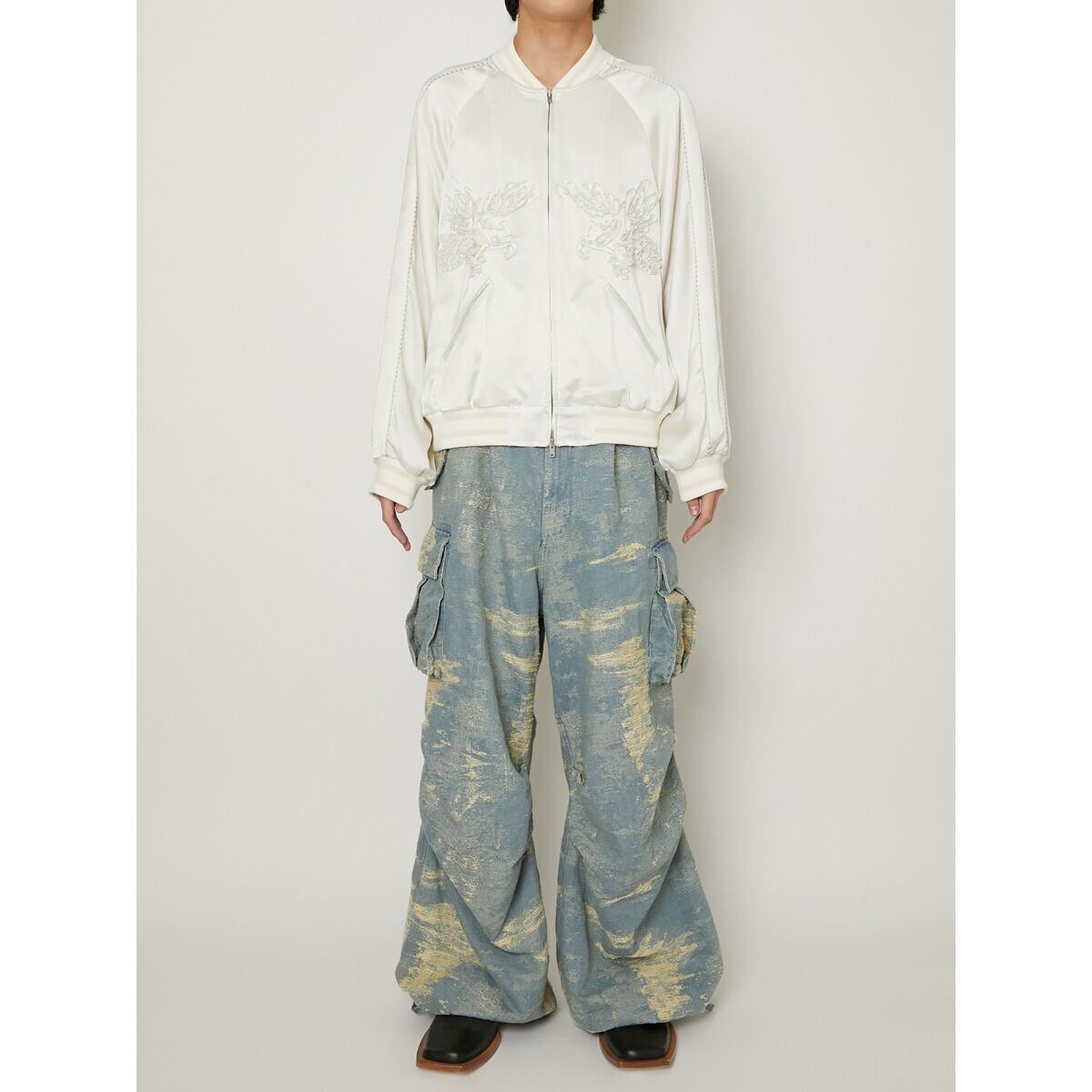 TAAKK TAPE EMBROIDERY SOUVENIR JACKET(WHITE) TA23AW-BL022
