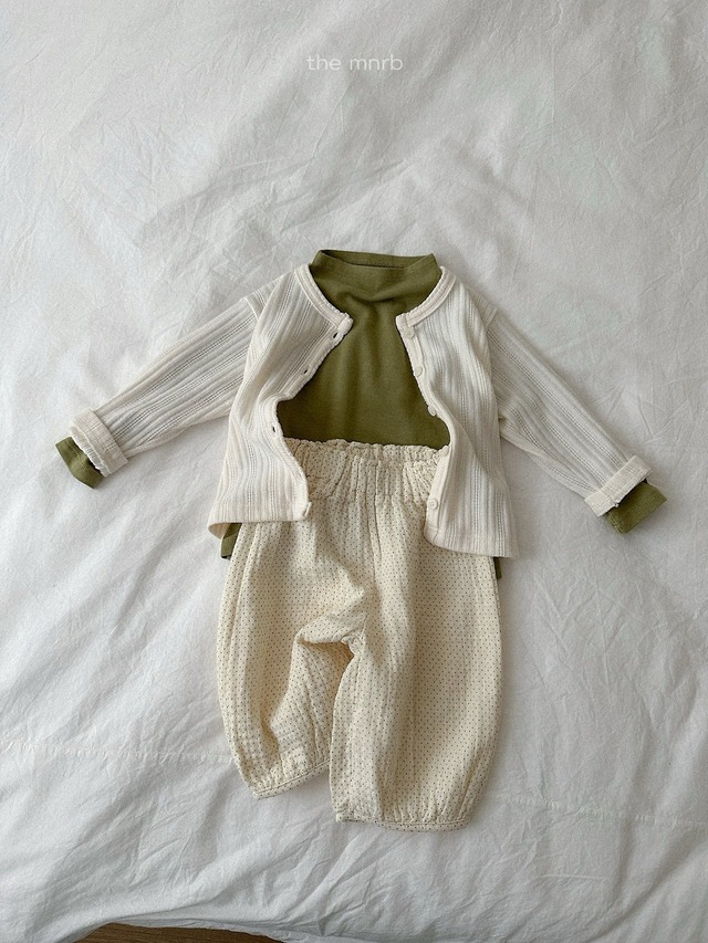 《予約》送料無料【minirobe】Blossom Half Turtleneck Tee