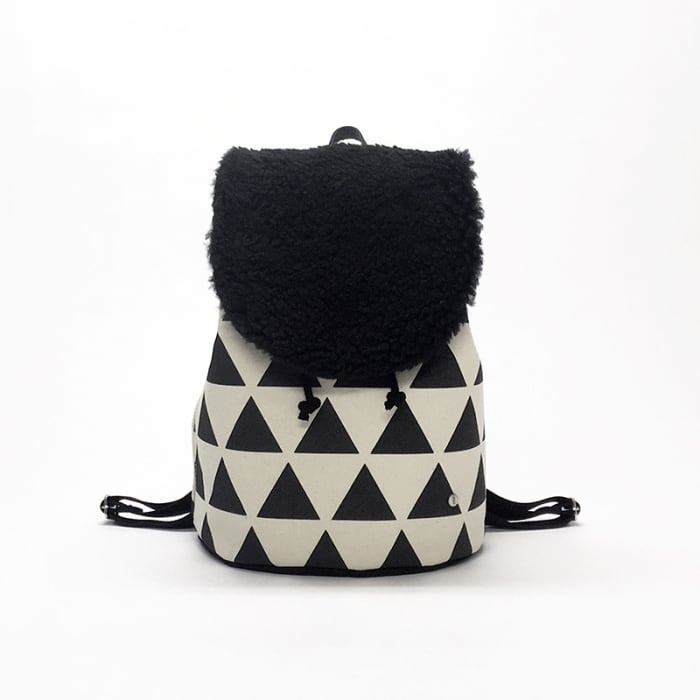 flap rucksack / black x scale フラップリュックサック / 墨 x flap rucksack / black x scale フラップリュックサック / 墨 x