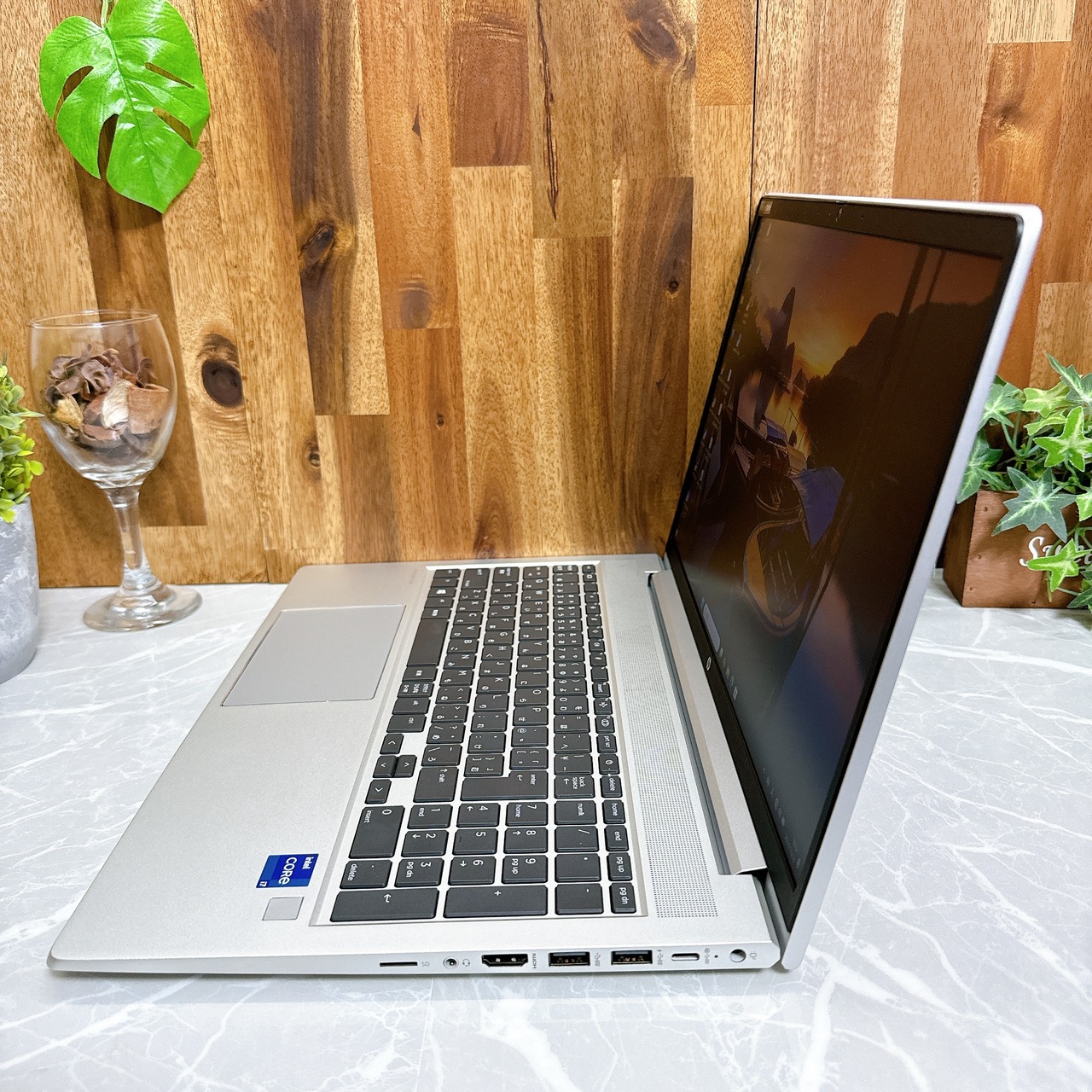 【美品 2021年式】 HP Probook 450 G8 / 第11世代 Core i7 / メモリ16GB / SSD256GB