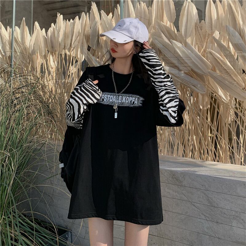 オーバーtでストリートカジュアル ゼブラ柄 フェイクツーピース 重ね着 オーバーサイズ Tシャツ 長袖t クール ユニセックス メンズライク 韓国っぽ 半袖 トップス ラウンドネック Bigティー ダボかわ ストリート Lamitte Deco トレンド 韓国ファッション ショップ Base店