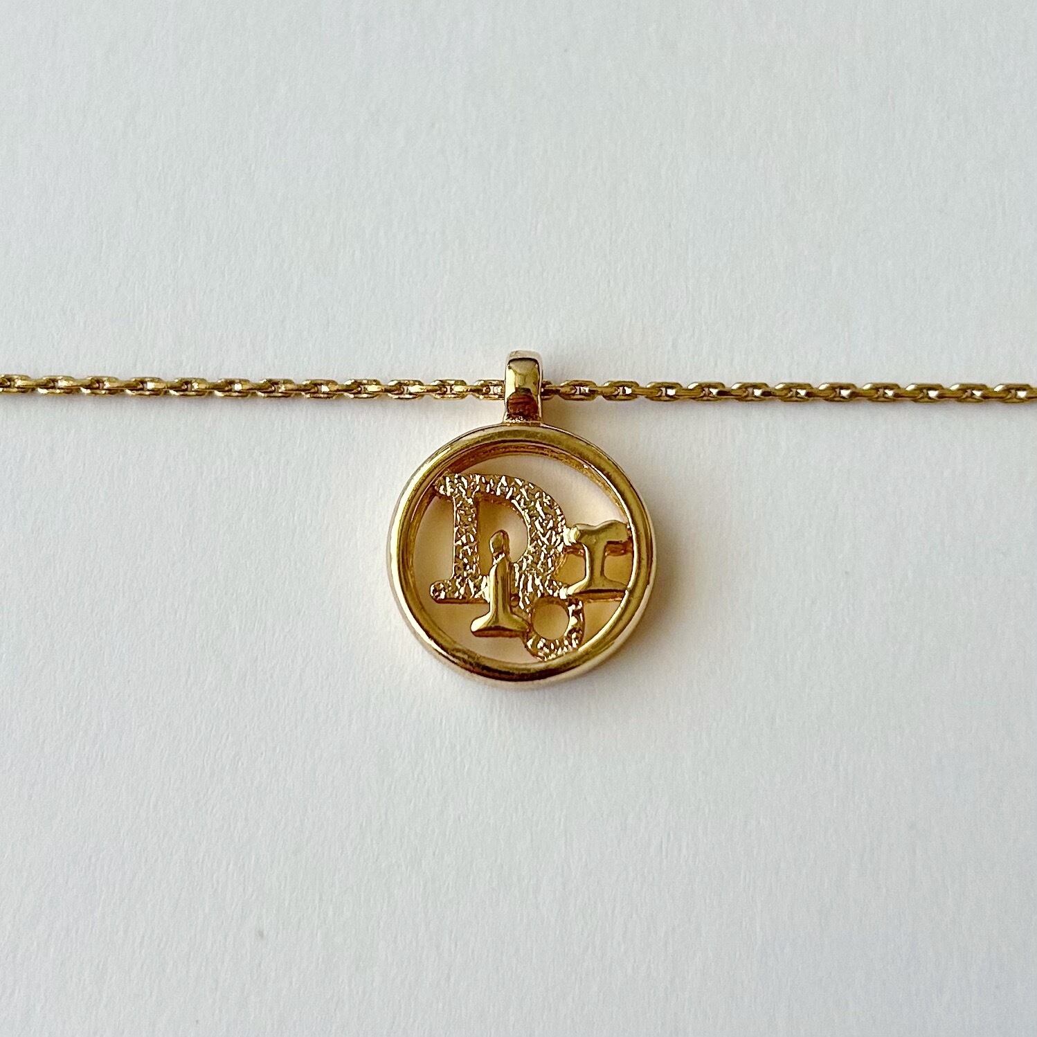 Christian Dior(クリスチャンディオール)ネックレス N6297】Christian Dior logo cut out necklace/クリスチャンディオール