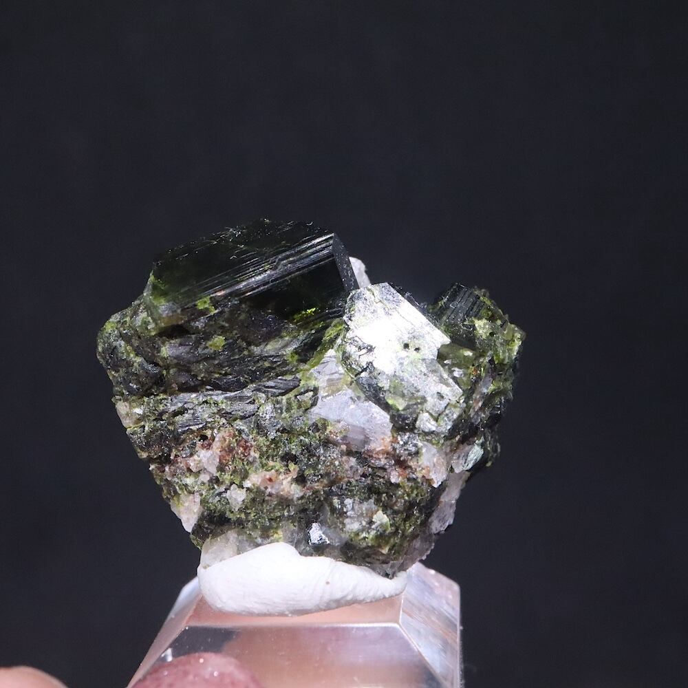 エピドート 緑簾石 クォーツ水晶 9.7g EPD076 原石 鉱物 天然石