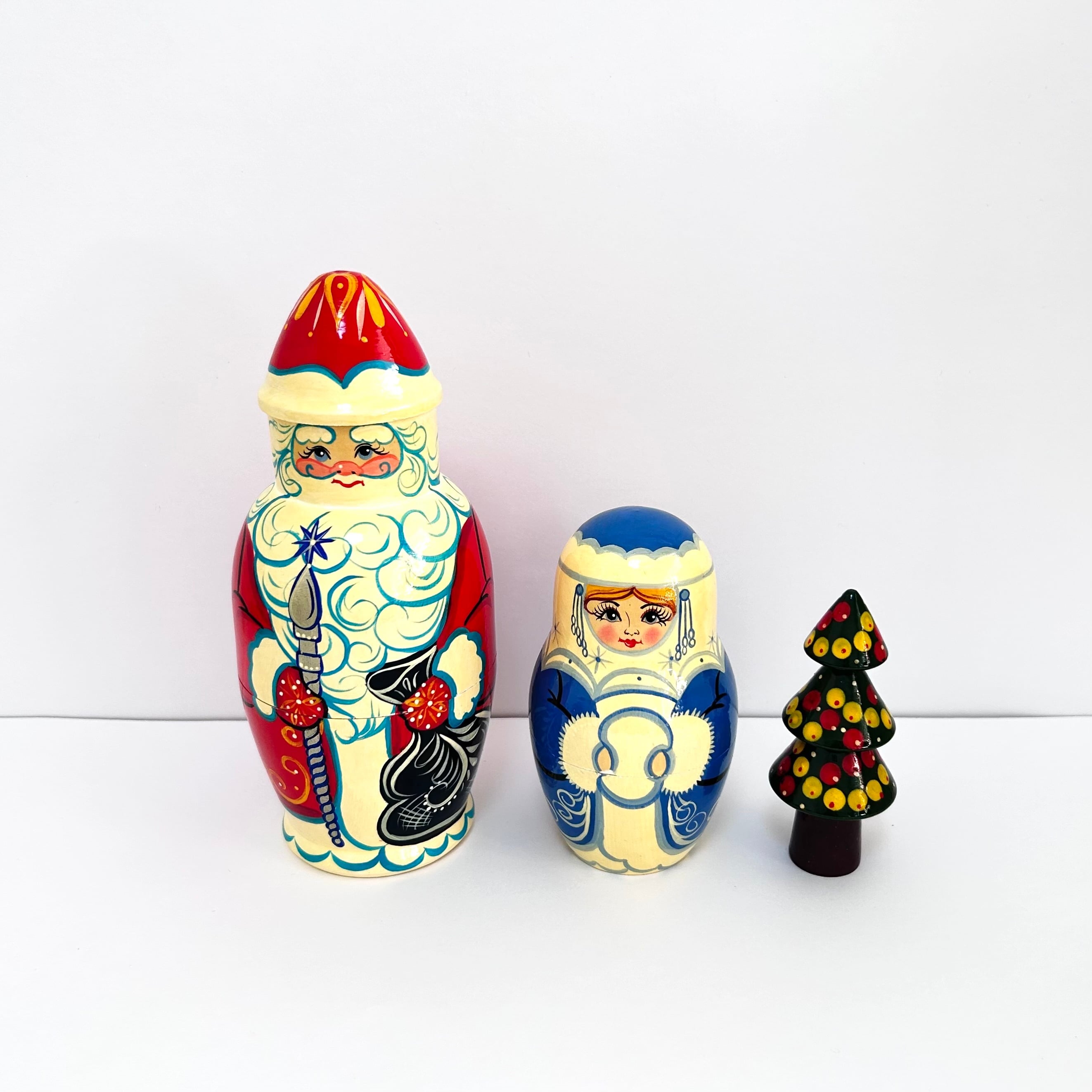 少しだけ訳あり☆サンタクロースマトリョーシカ ジェッドマロースと雪娘 18cm 3ピース