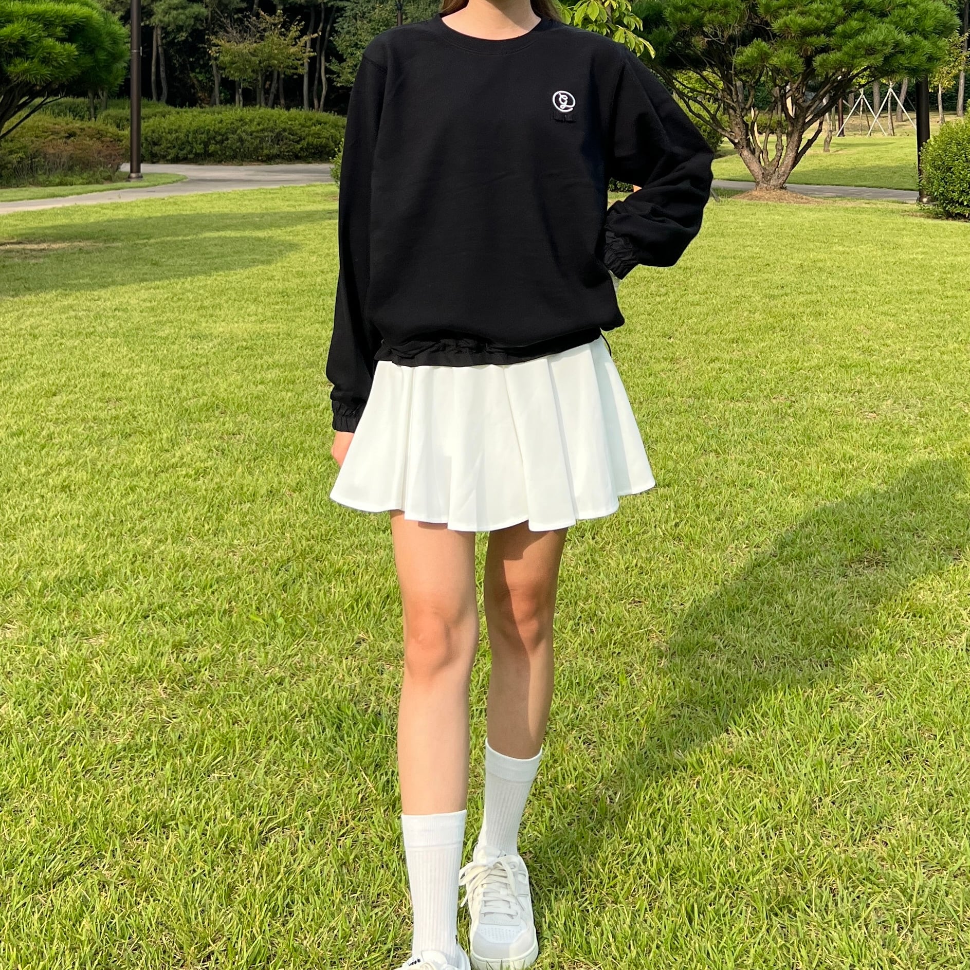 フレアゴルフスカート(2color) | R.E.M GOLF|韓国ゴルフウェア フレアゴルフスカート(2color) | R.E.M GOLF|韓国ゴルフウェア