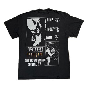13195 ナイン・インチ・ネイルズ Tシャツ バンT 両面プリント L