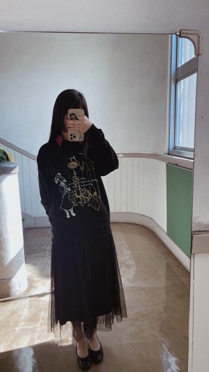 メメント・モリ　スウェットシャツ