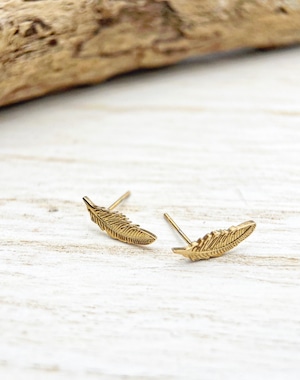 Mini feather pierceミニフェザーピアス