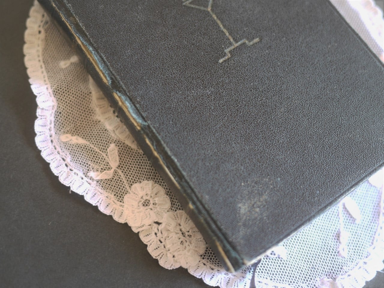 古い祈祷書＆聖歌本 Gesang und Andachtsbuch 1937年 | こりすのパン屋