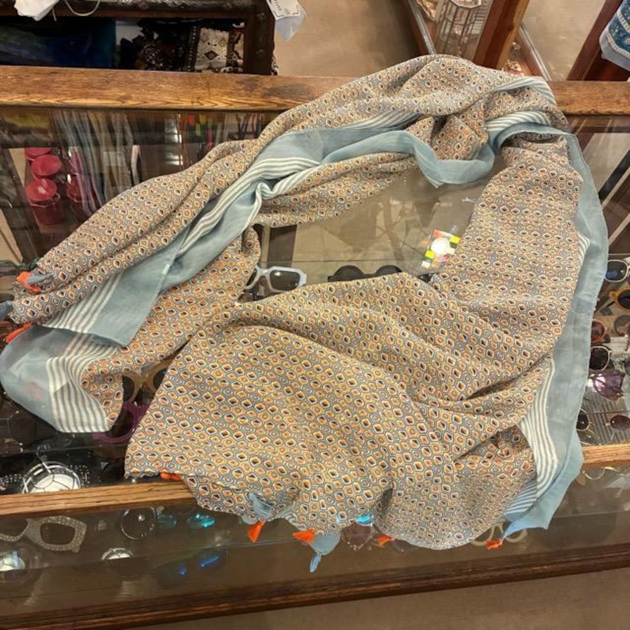 TOPANGA Accessory スムースタッセルビッグストール 全3種 ブルー ブラック スカーフ ショール マフラー 大判ストール 羽織 薄手 フリンジ 冷房対策