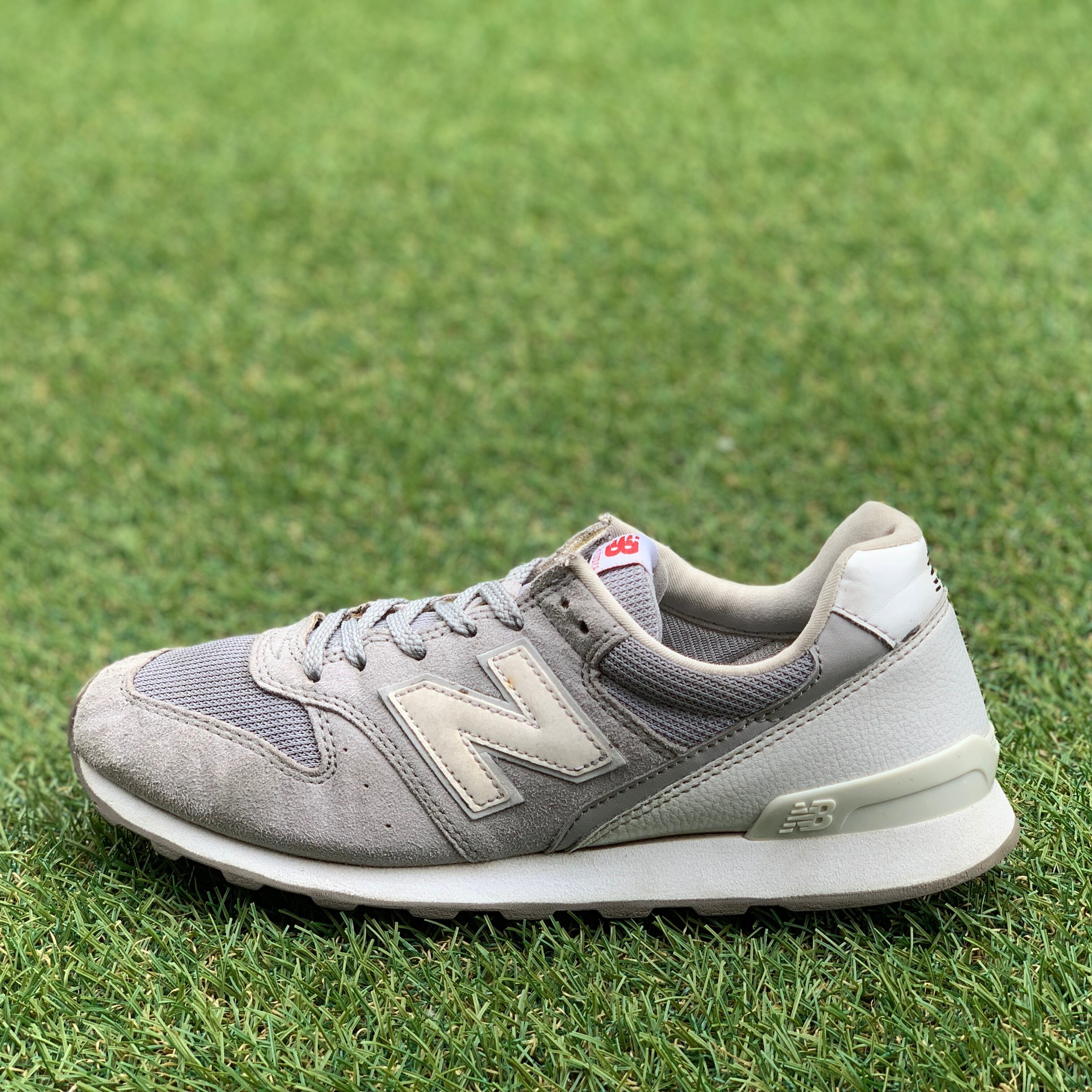 New Balance M996 グレー スニーカー(箱無し)