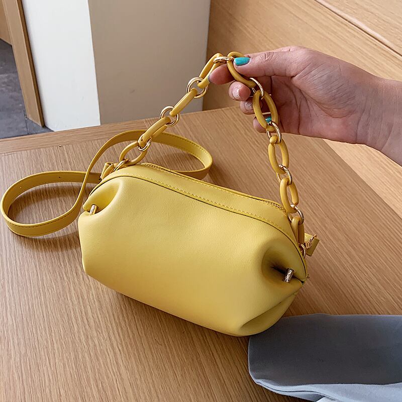 ネット赤小さなバッグ女性バッグ2020夏の新しい波バージョンワイルドチェーンクロスボディバッグファッションeignスタイル枕バッグ Tiancai_Wing_Bag3153185