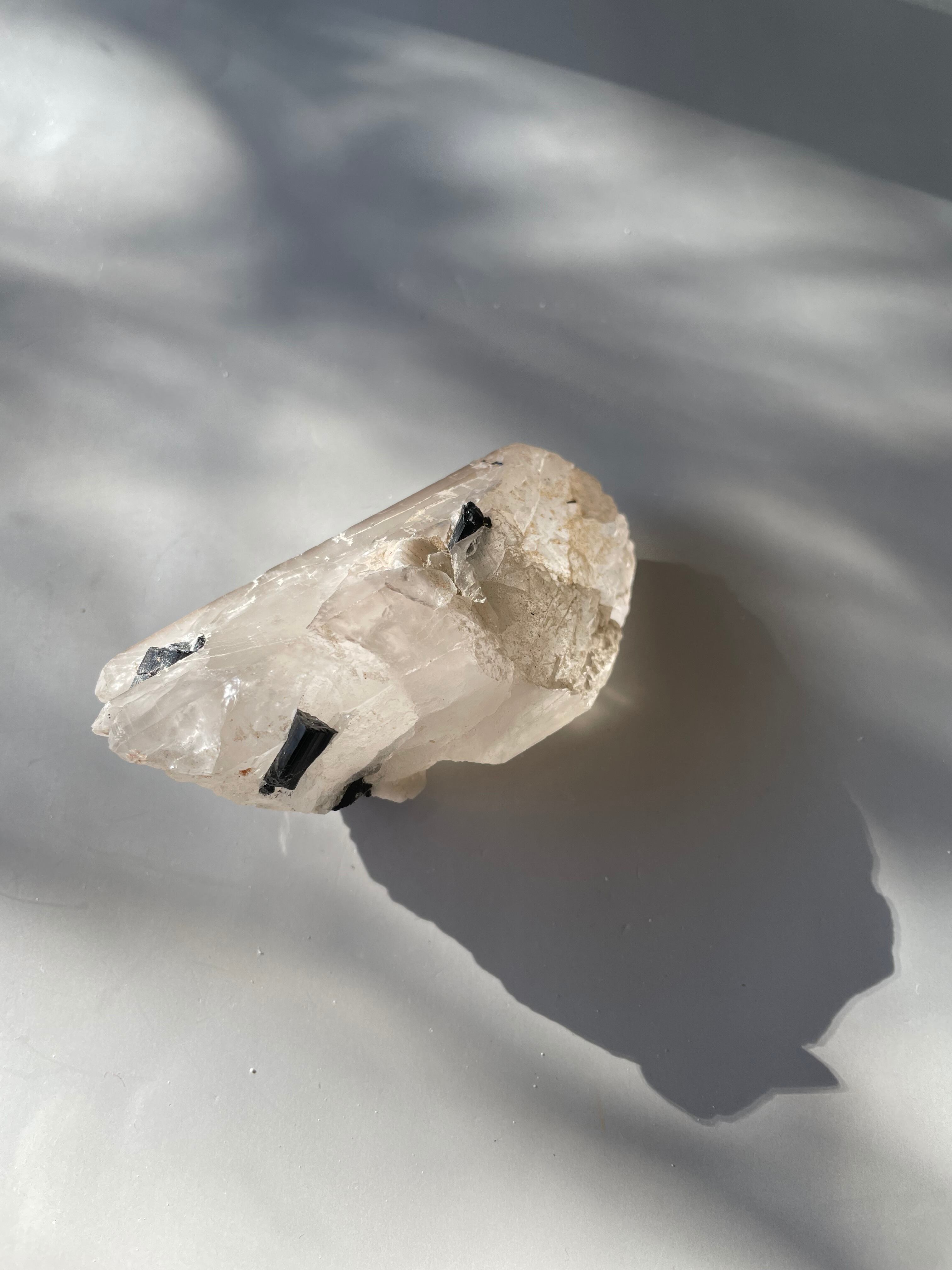 パキスタン　ギルギット　スカルドゥ産　ブラックトルマリンインクォーツ　DT　セルフフィード