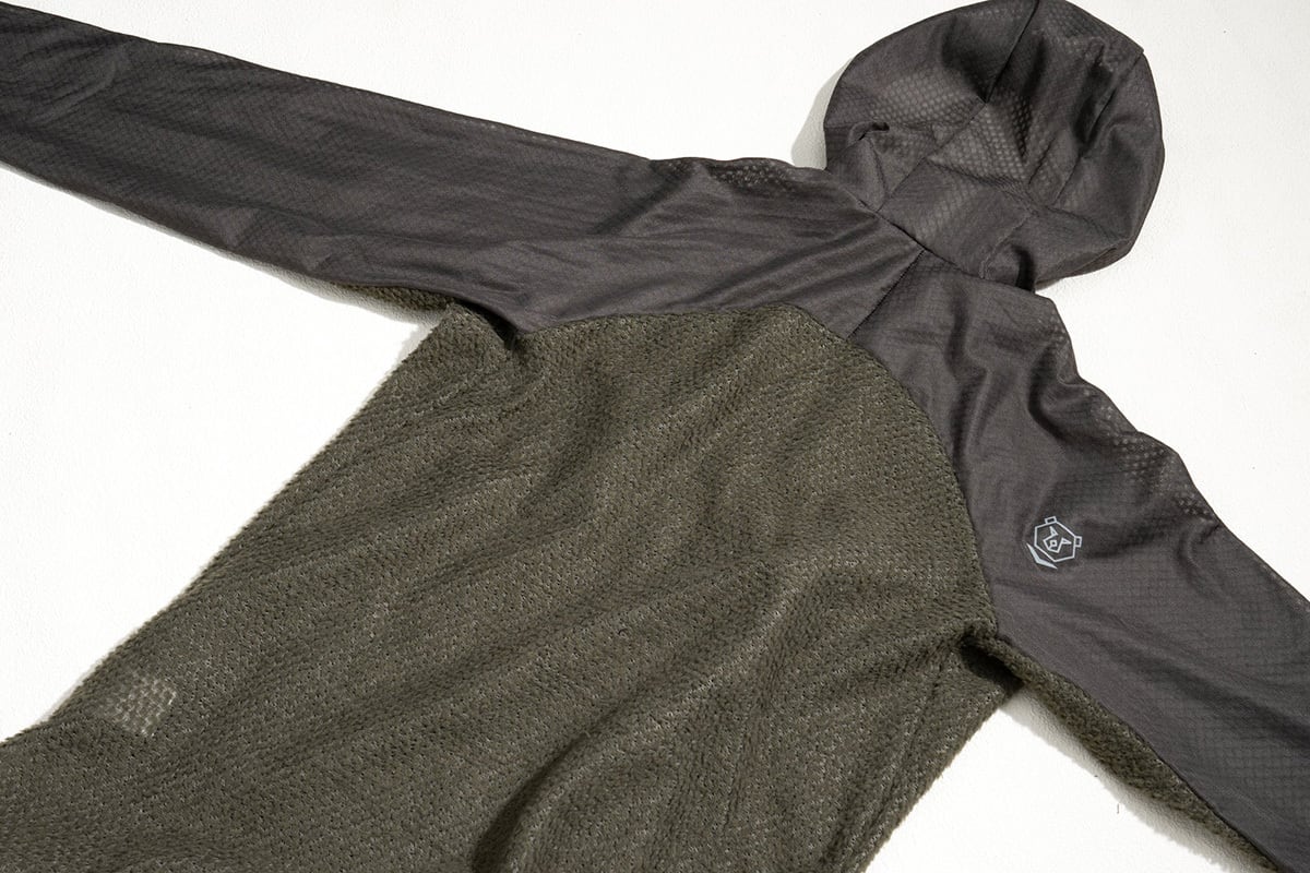ULSUS ウルサス ROVER (Half Zip Hoodie) アルファxオクタ アクティブ