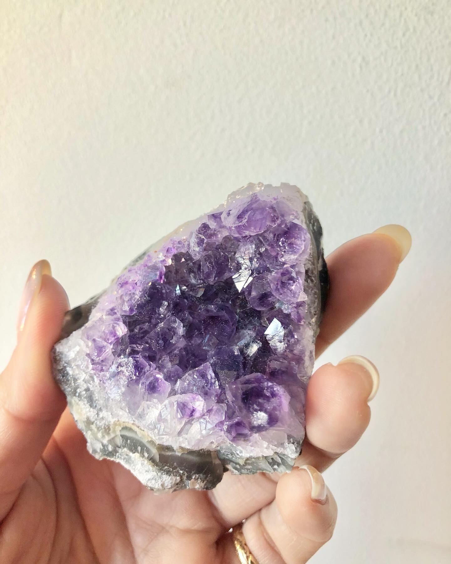 深い紫がきれいなウルグアイ産アメジストクラスター⭐︎Amethyst cluster⭐︎