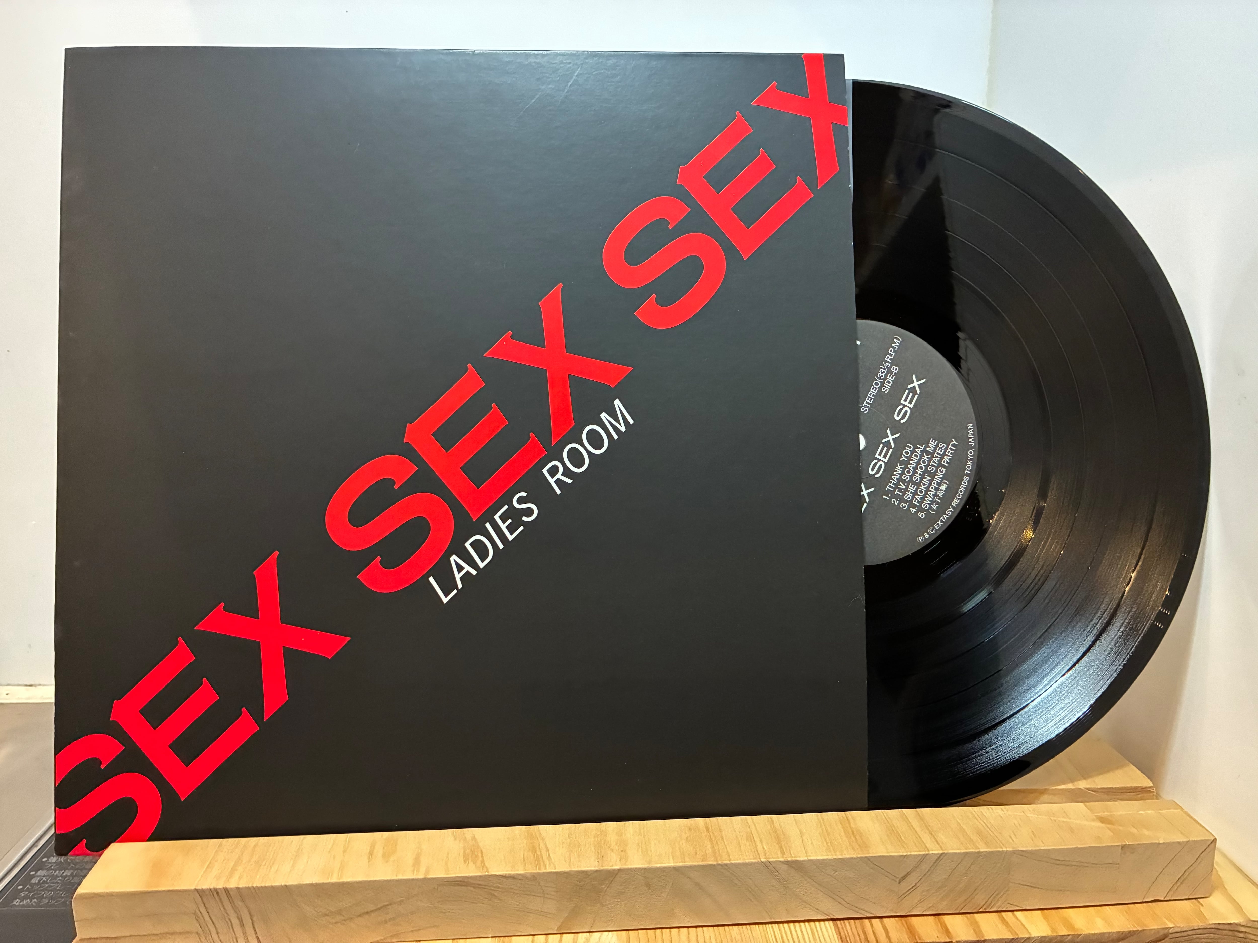 LADIES ROOM / SEX SEX SEX | sixteen records (シックスティーンレコード)