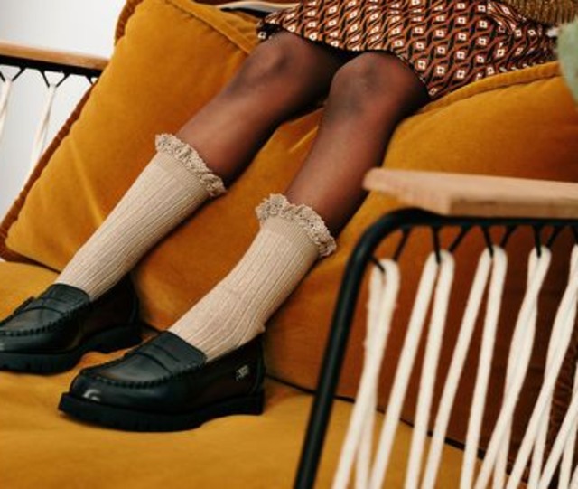 Collegien- Victorine Glitter Ribbed Crew Socks with Lace Trim / Sorbet