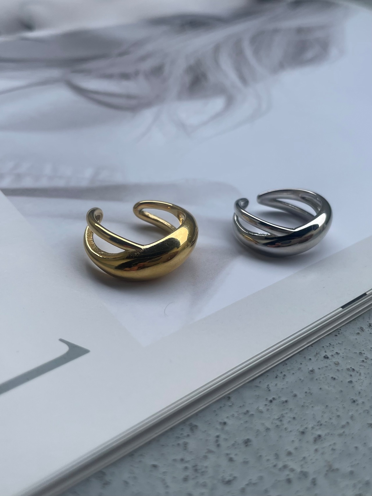 side double line plump ring