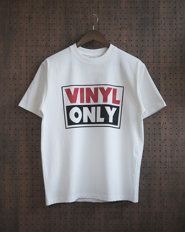 "vinyl only" tee in off white（受注生産）
