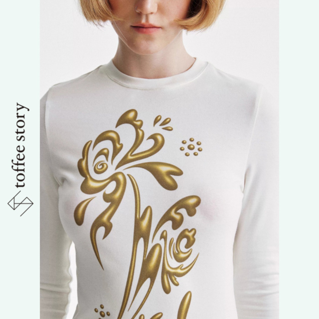 アートな胸騒ぎゴールドフラワーT 《B0023》