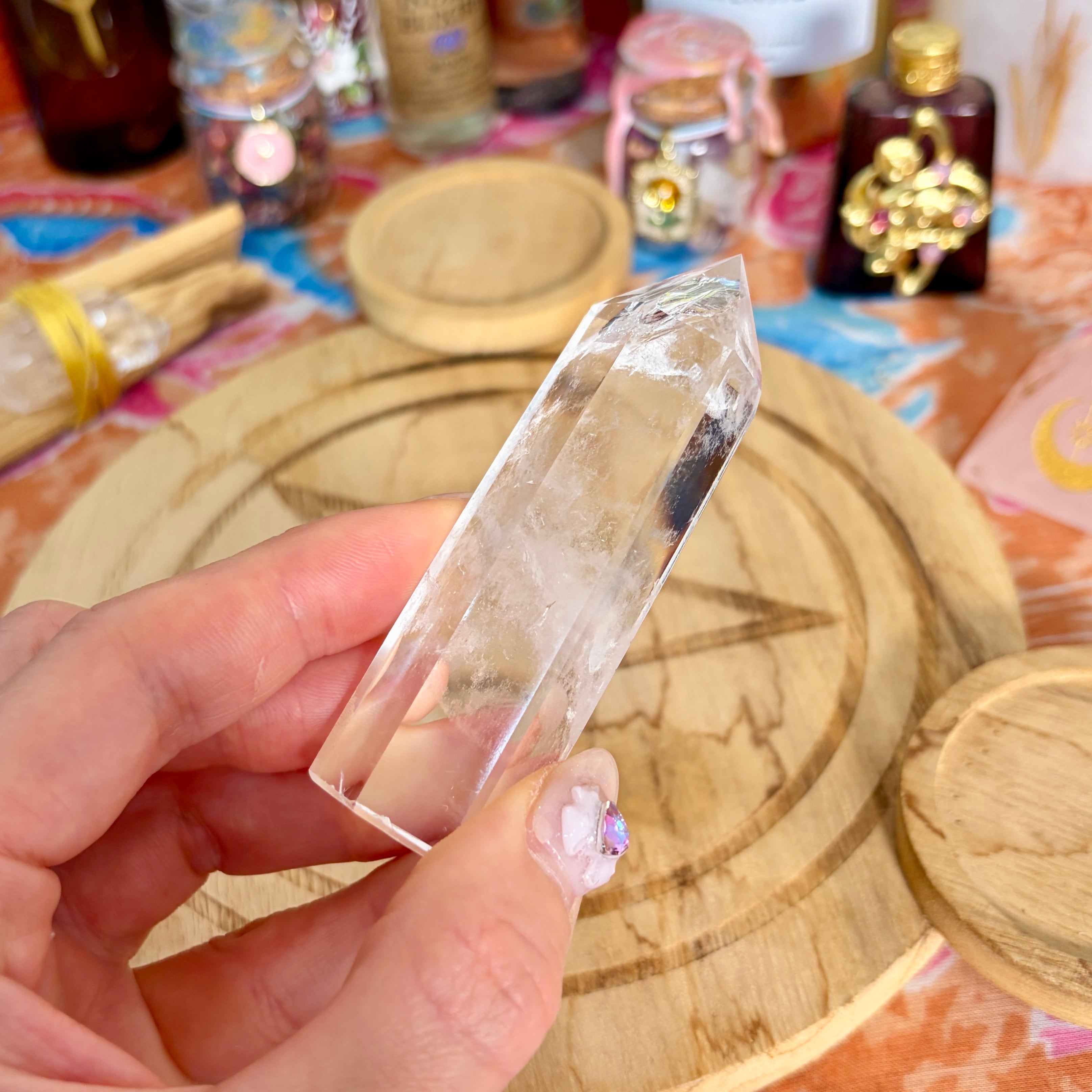 魔女の祭壇】 水晶 / クリアクォーツ の ポイントタワー C