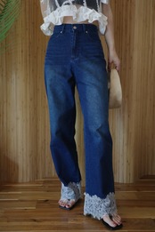 裾レースデニムパンツ
