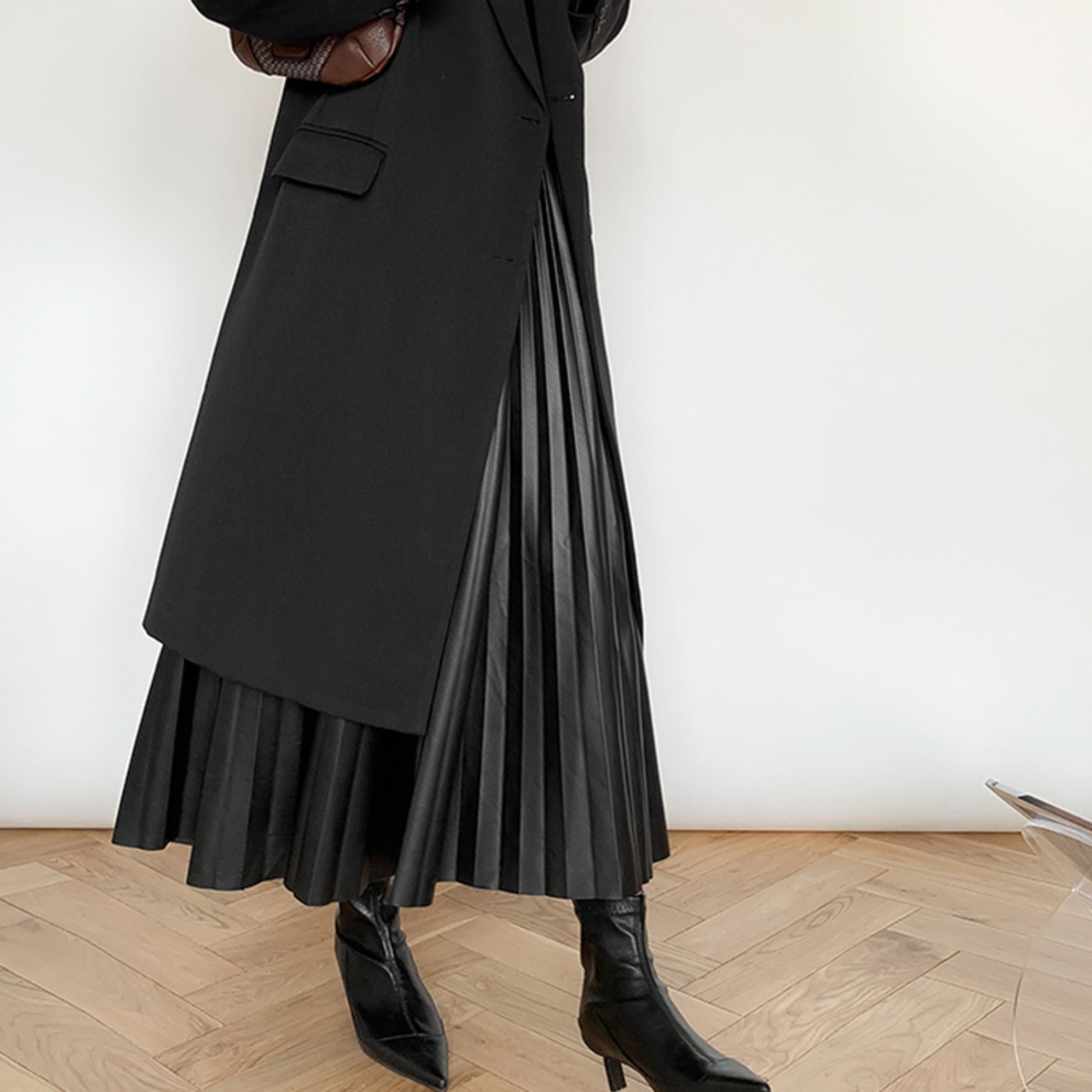Aラインレザープリーツスカート W01005