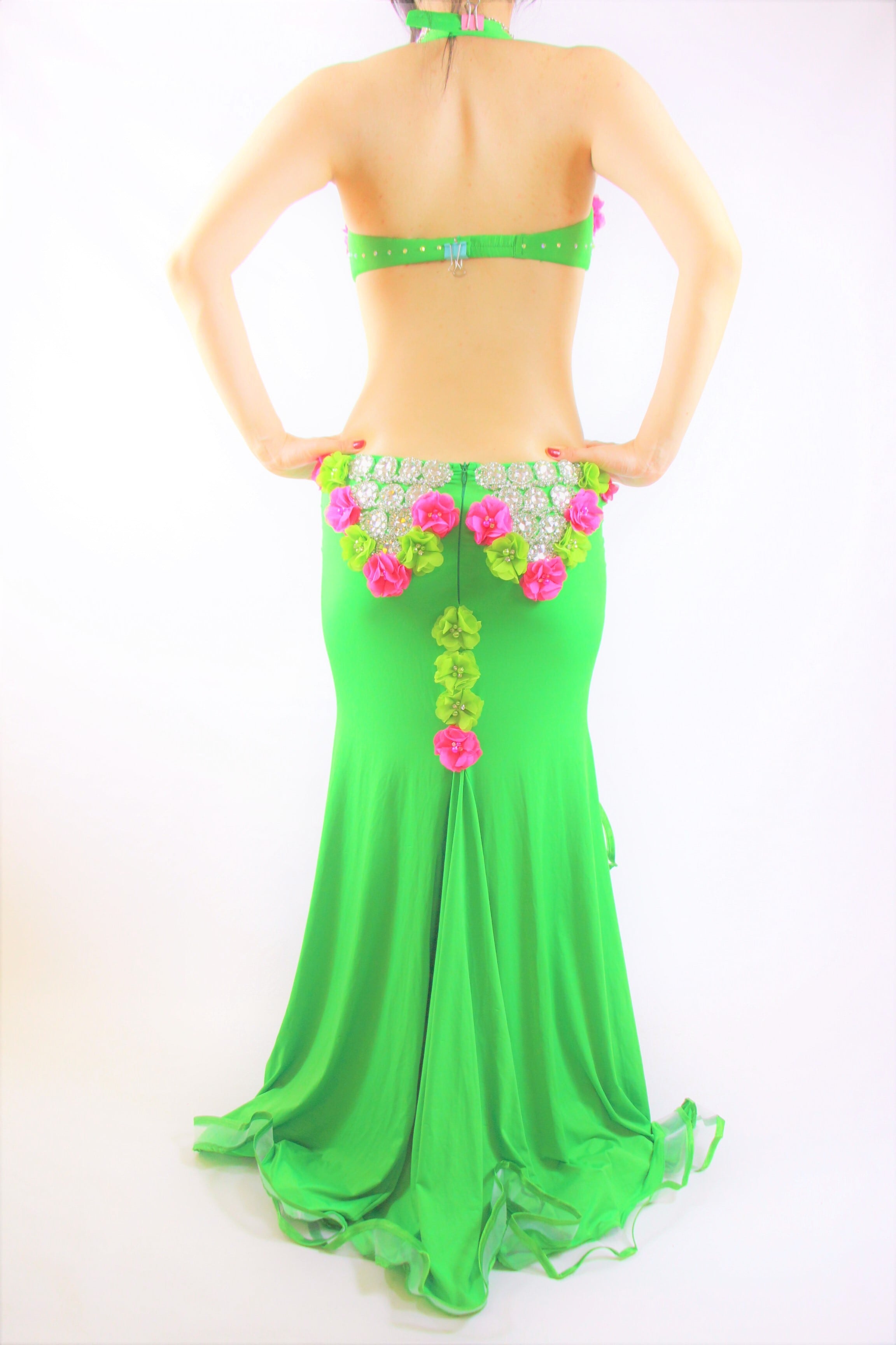 週末限定お値下げ【新品】yasser ベリーダンス　コスチューム Yasser Green 4902 | ベリーダンス衣装・ハムサグッズのお店 Hamsa Belly