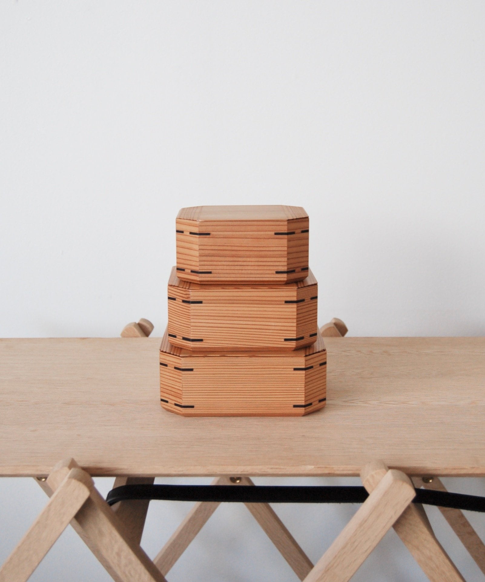 杉隅切弁当箱 (M) / DOUBLE=DOUBLE FURNITURE