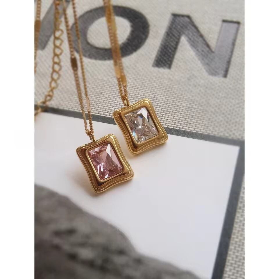 金アレ対応 ヴィンテージフレームジュエルネックレス(01023)