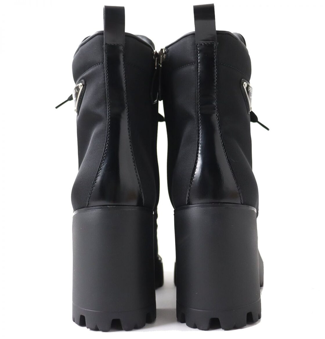 極美品△23AW PRADA プラダ 1T239N トライアングルプレート Re-nylon 
