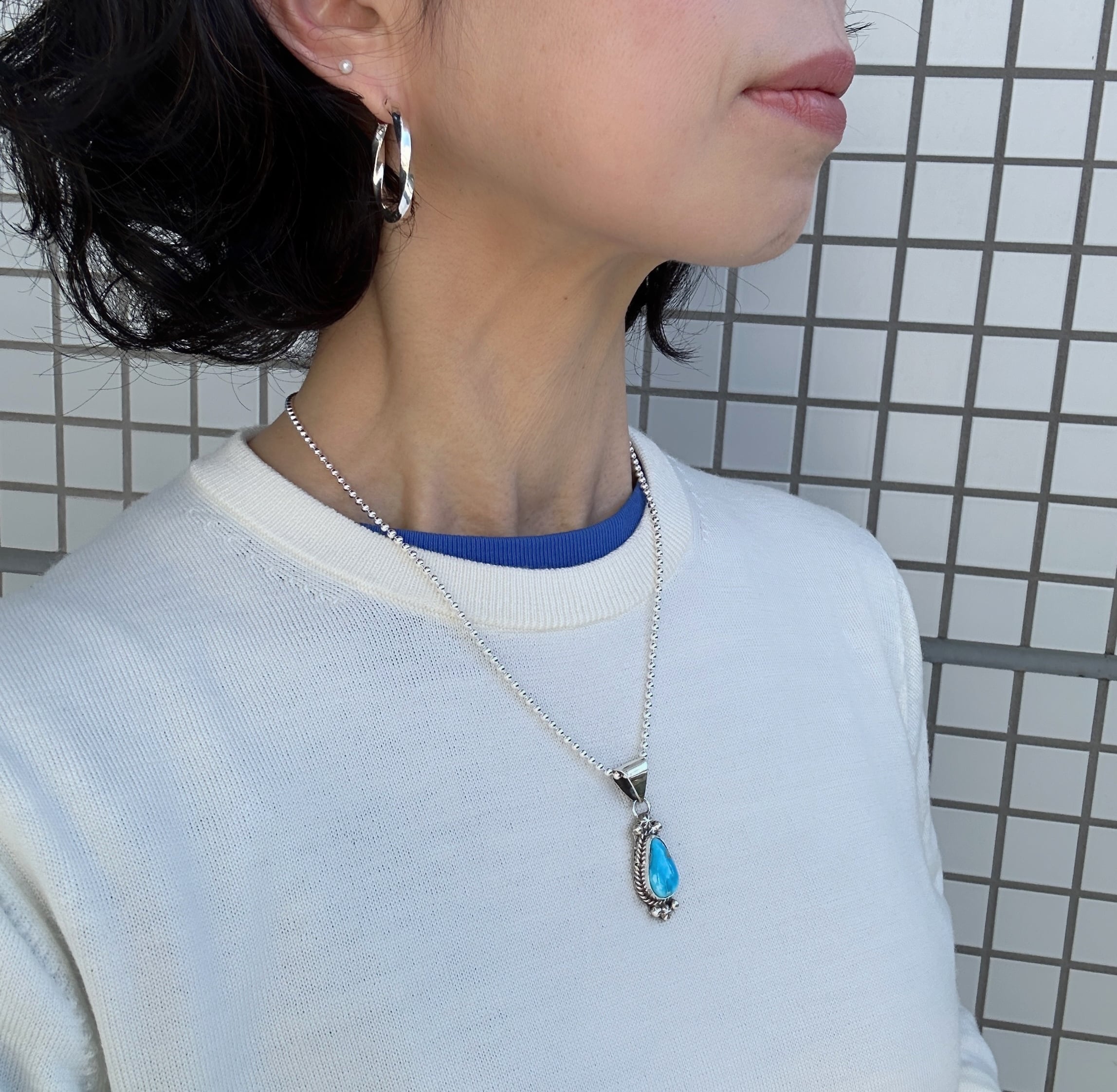 Indian Jewelry 》ROBERT MARTINEZ キングマン ターコイズ ペンダント