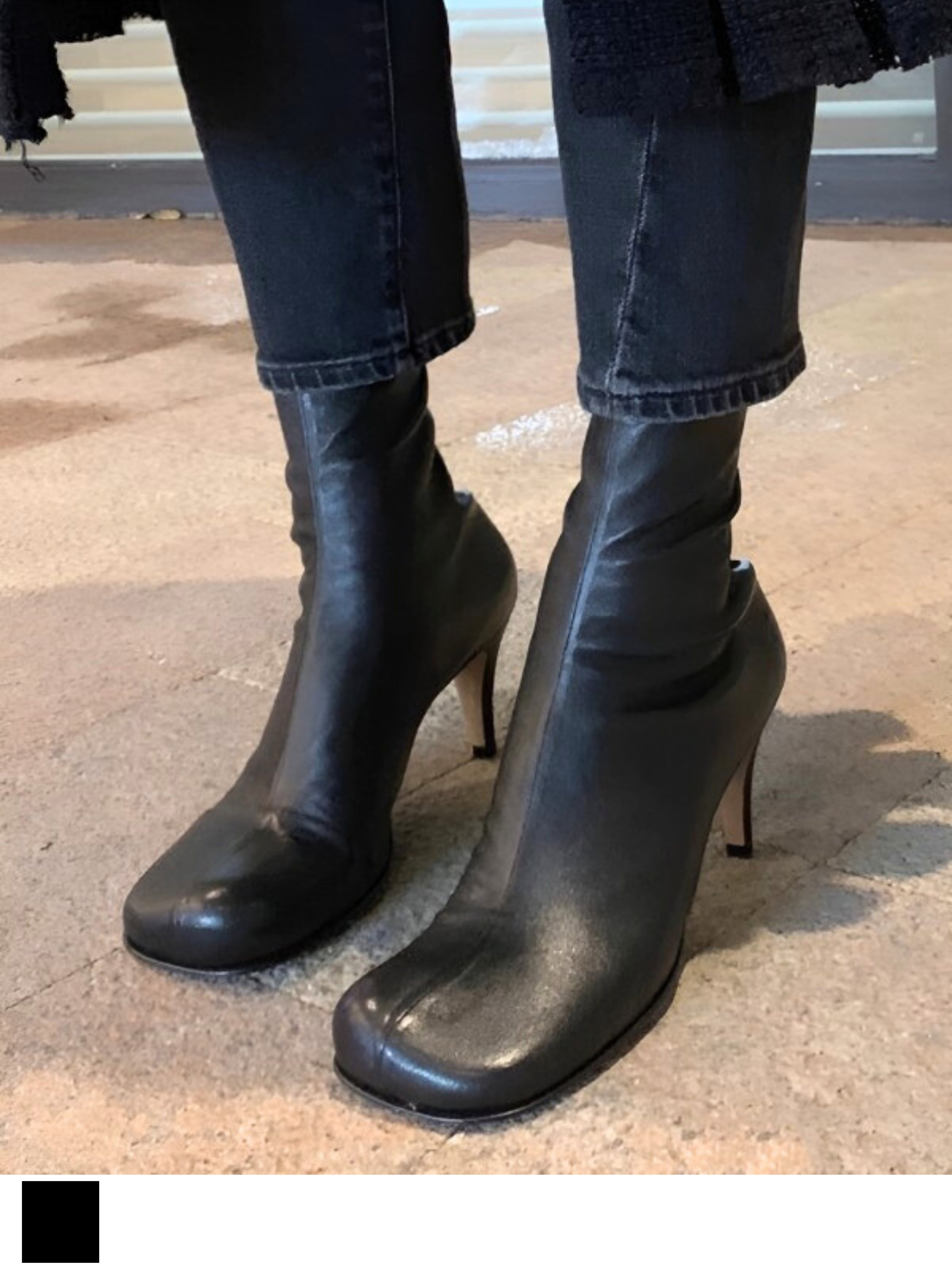 スクエアトゥショートブーツ