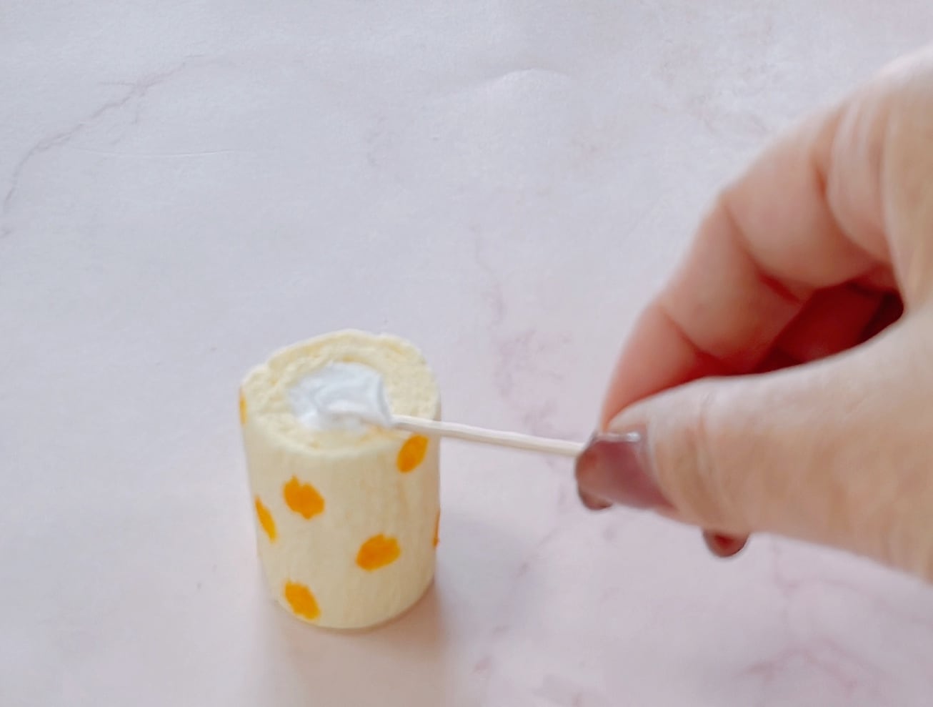 キャラメルクリームクッキー　-ぱんぱんパンケーキ-2個セット‼️ ロールケーキタワー クリスマスver. 食品サンプル 手作りキット | PAY ID