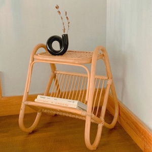 rattan 2step side table magazine rack / ナチュラル 2段 ラタン サイドテーブル ミニテーブル インテリア ウッド 木製 韓国 北欧