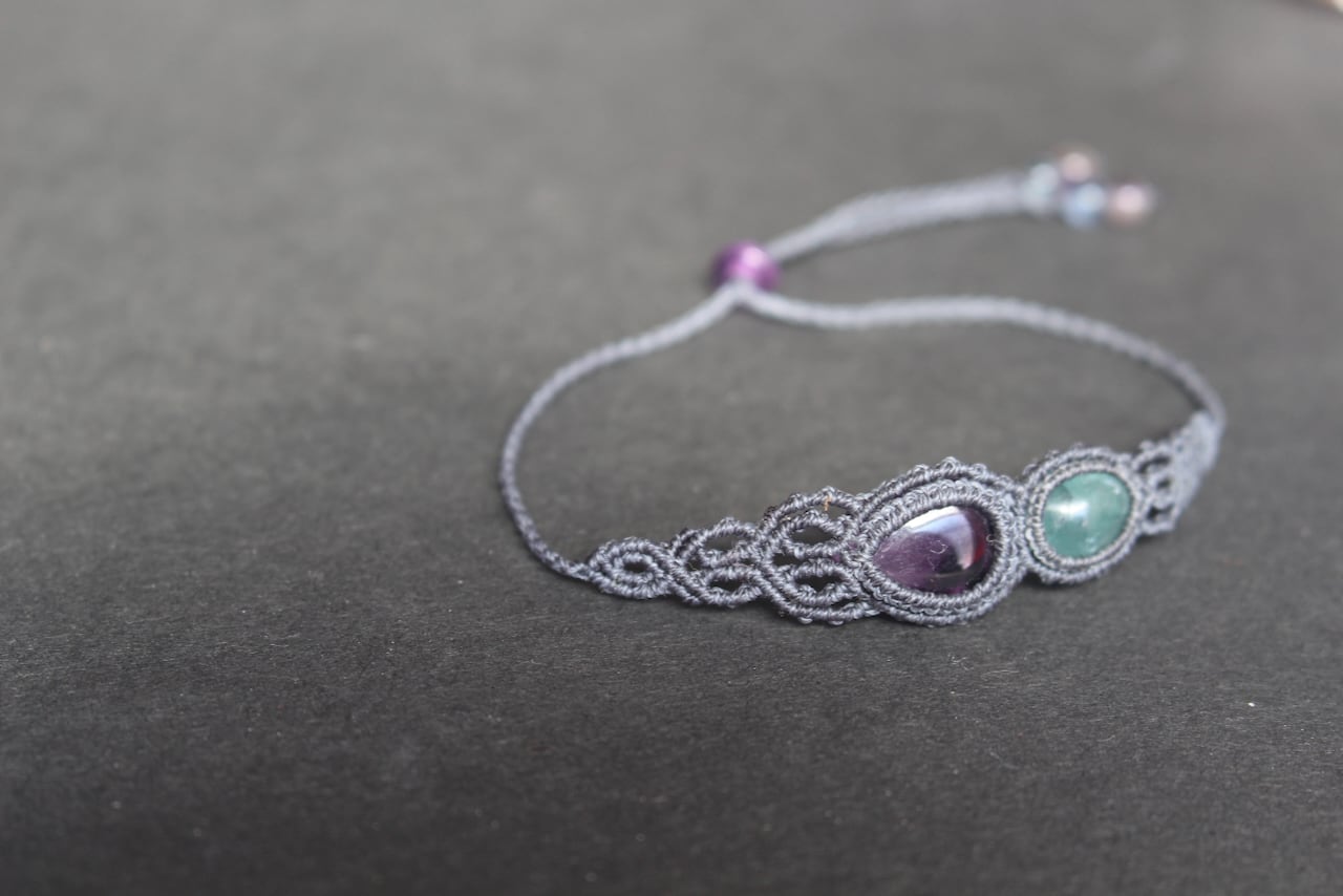 Trapiche amethyst & Green Fluorite micro macrame bracelet