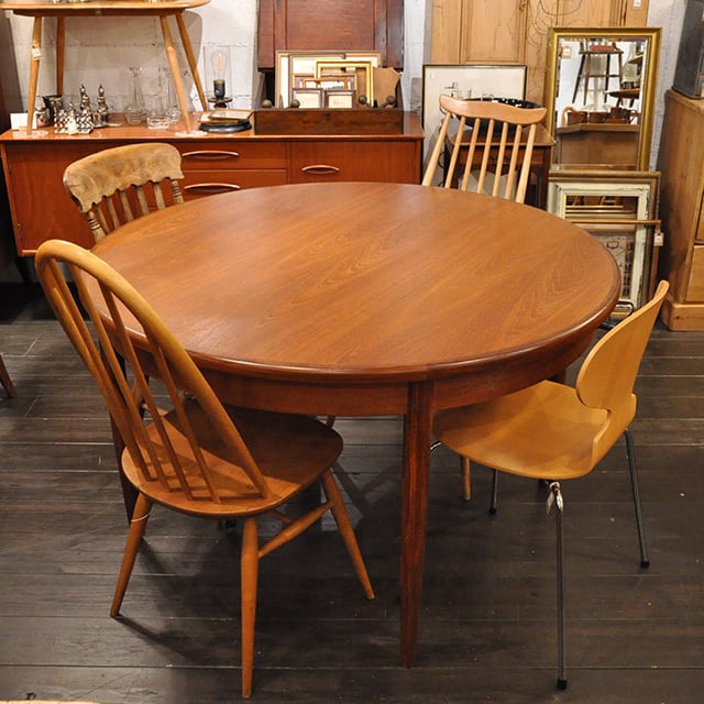 G-Plan Round EX Table / ジープラン ラウンド エクステンション テーブル / 1911-0251 | BANSE -  大阪箕面市アンティーク・ヴィンテージ家具・雑貨・食器・オブジェ・フラワーベースの専門店