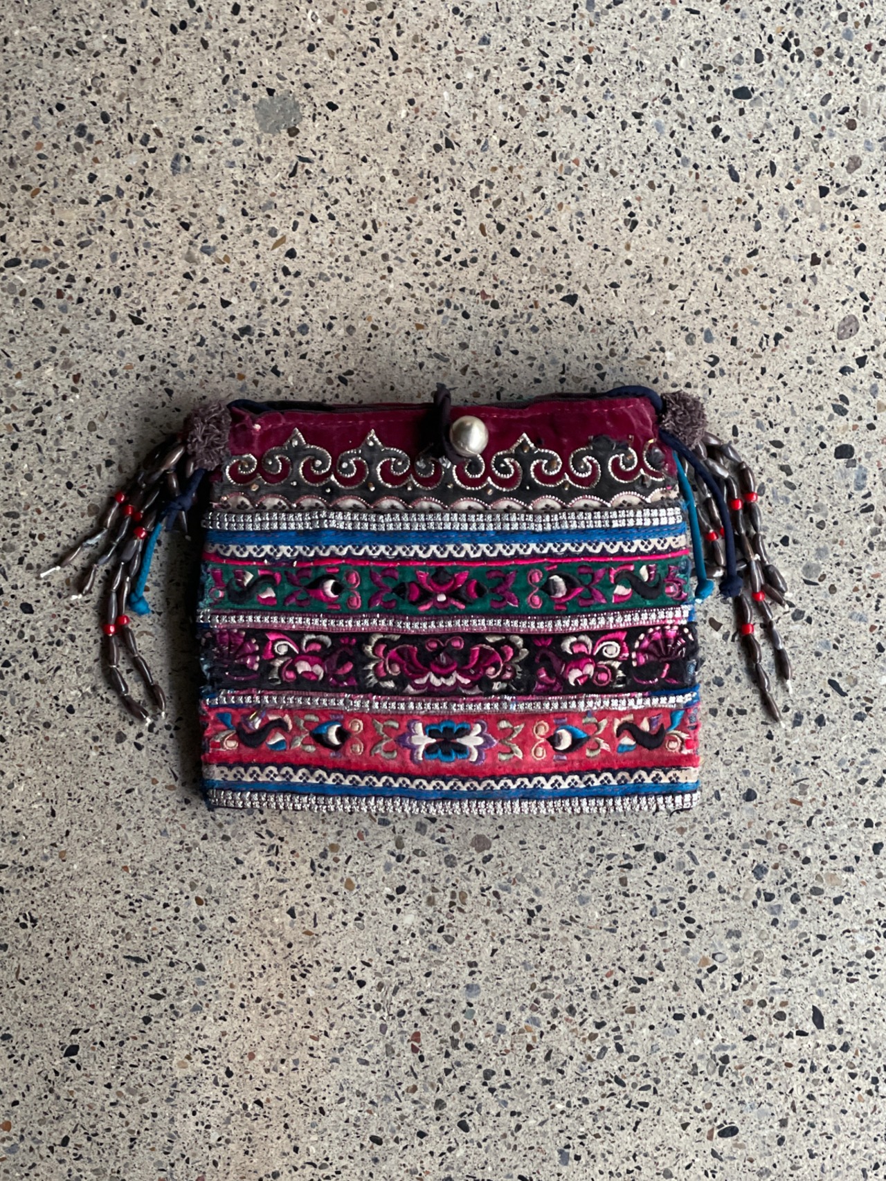 Miao tribe／Vintage textile shoulder bag